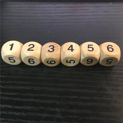 10pcs Wood Dice D6 Sided Dice 16mm Digital number or point Cubes Round Corner For Kid Toys Board Games