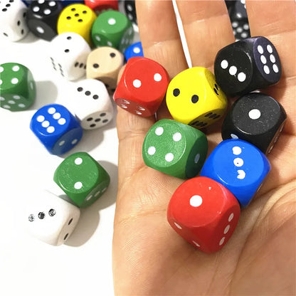 10pcs Wood Dice D6 Sided Dice 16mm Digital number or point Cubes Round Corner For Kid Toys Board Games